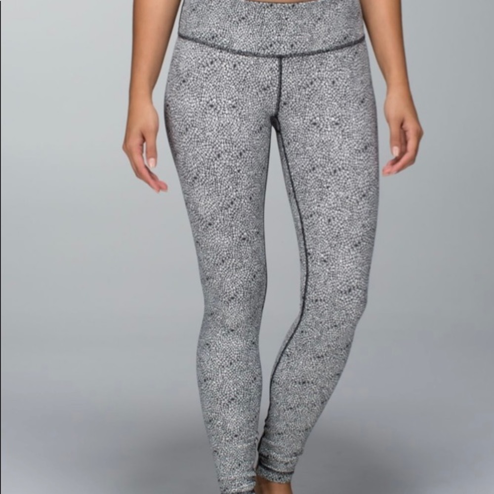 Lululemon Wunder Under Plush Deep Floral Leggings - Size 4